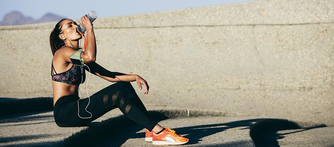 What Should Runners Eat And Drink During Training?